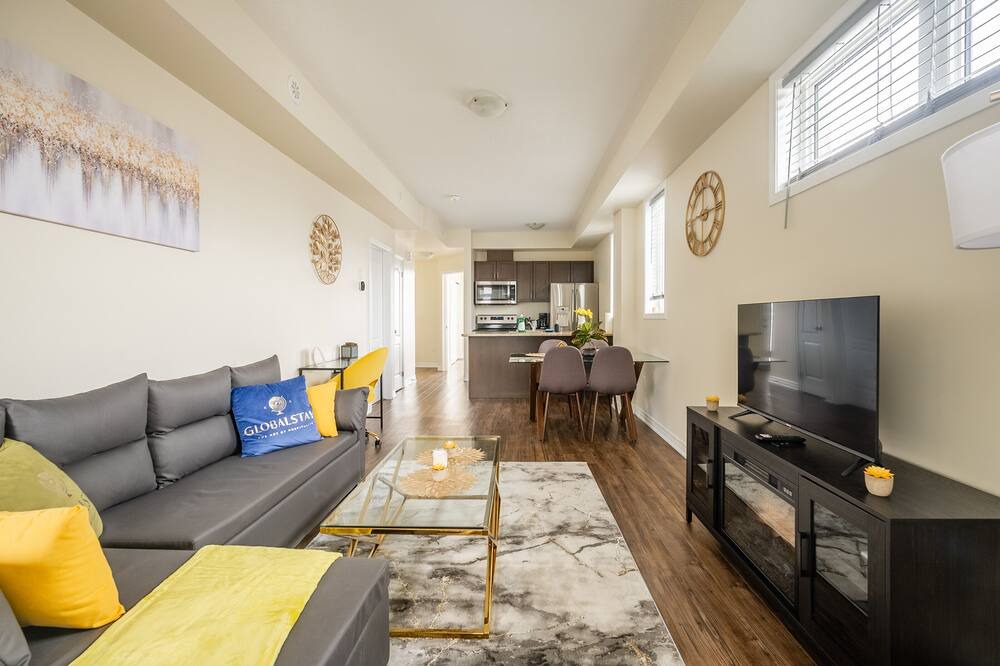 Photo of Livingroom in Beamsville