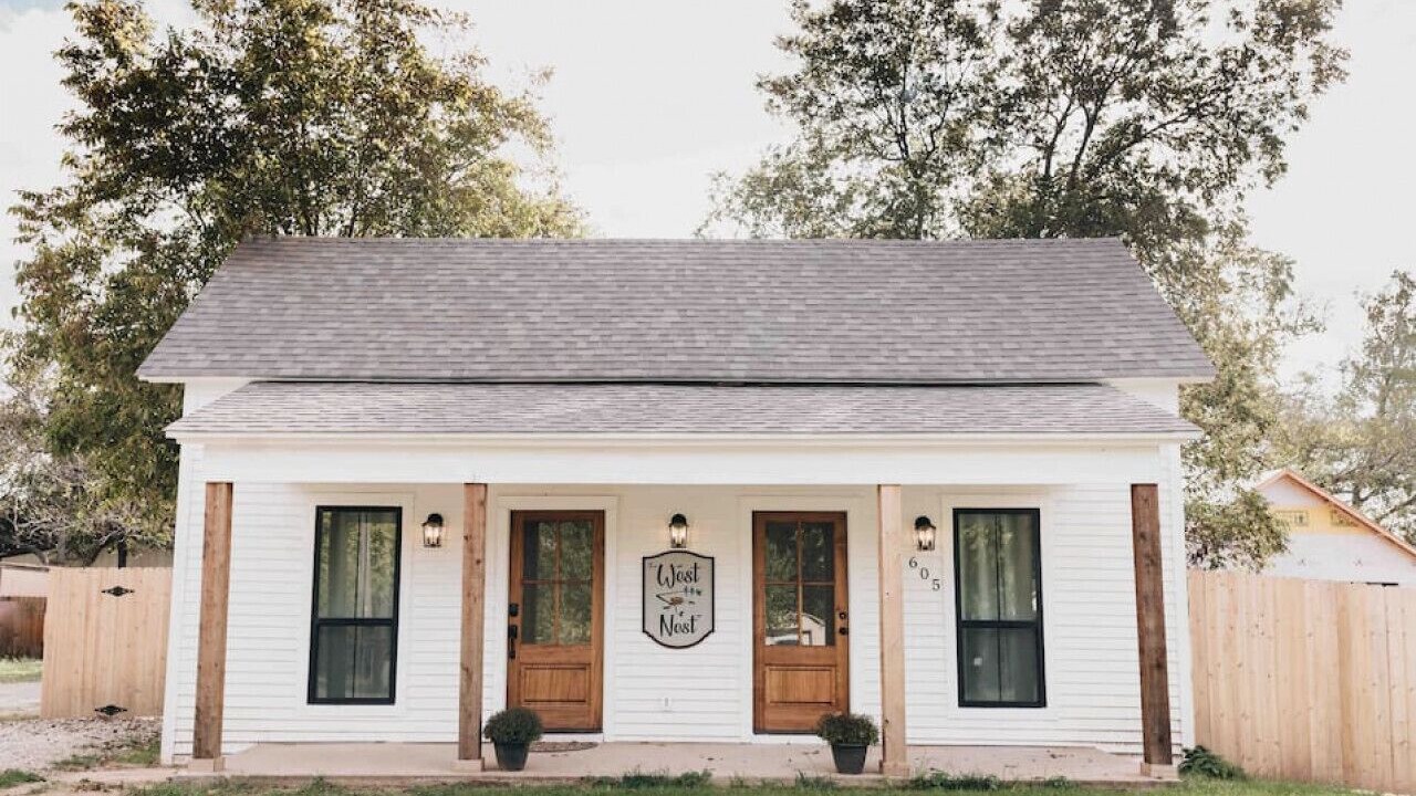 Photo of Outdoor in West