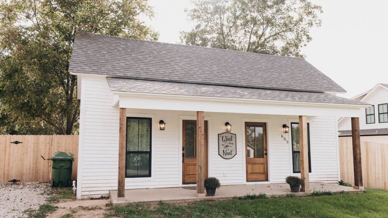 Photo of Outdoor in West