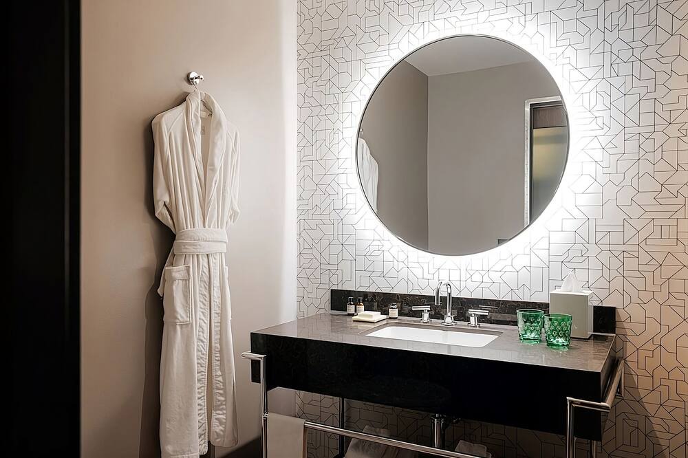 Photo of Bathroom in East Central Park