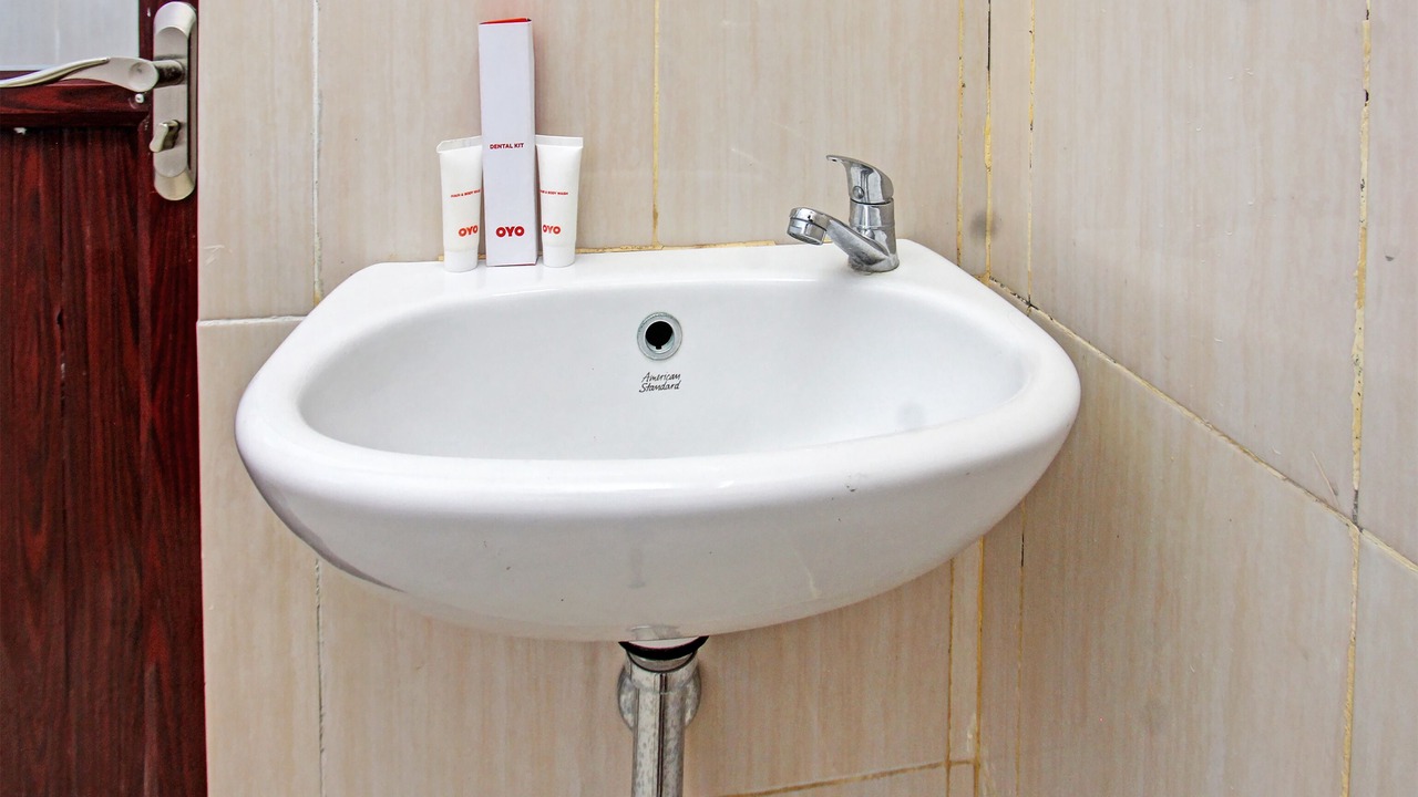 Photo of Bathroom in Kecamatan Janapria