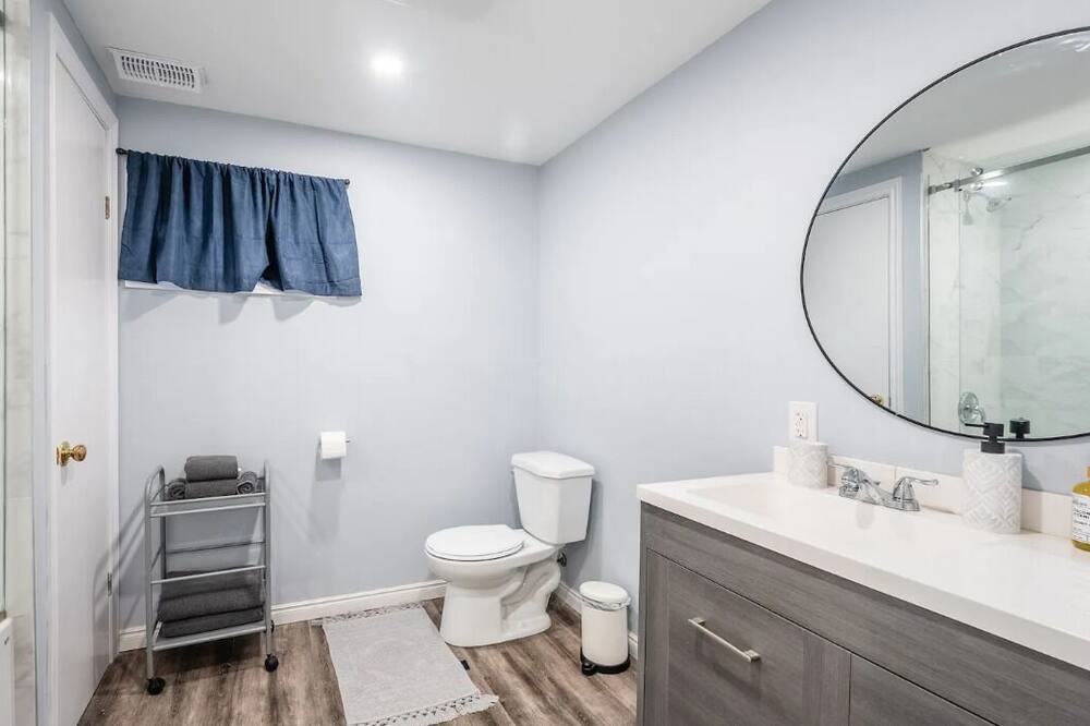 Photo of Bathroom in Dunnville