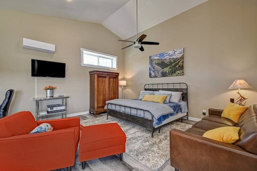Photo of Bedroom in Johnson City