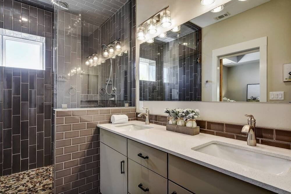 Photo of Bathroom in Johnson City