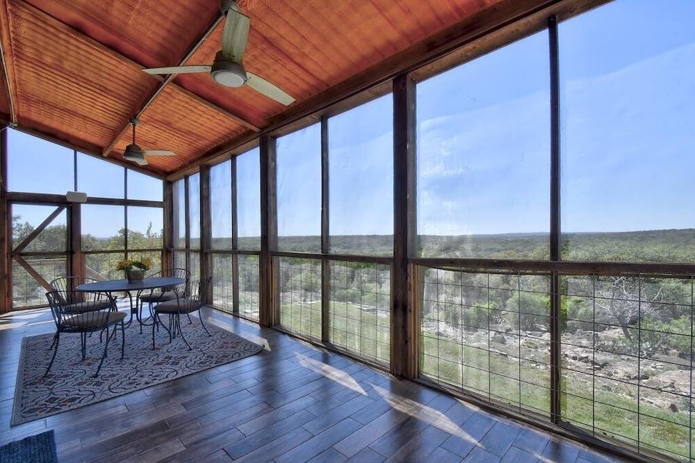 Photo of Outdoor in Johnson City