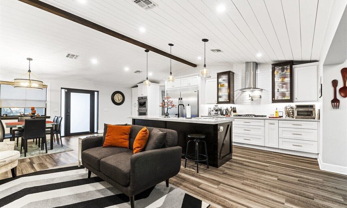 Photo of Livingroom in Indian Villa