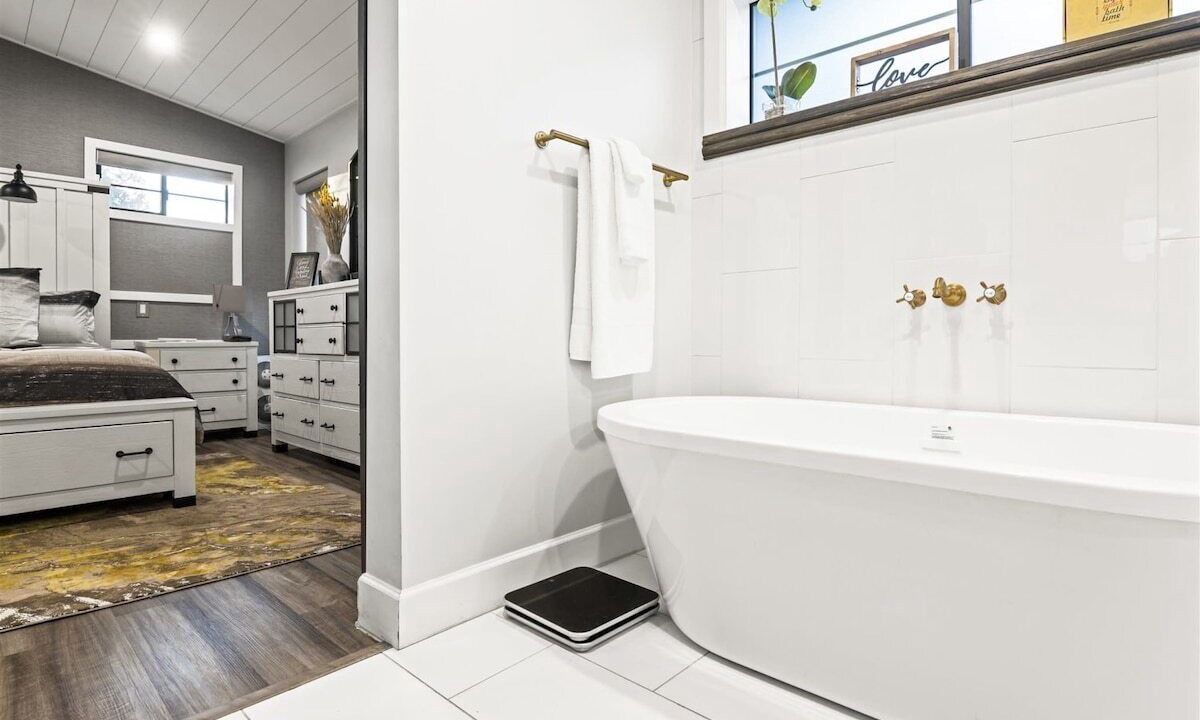 Photo of Bathroom in Indian Villa