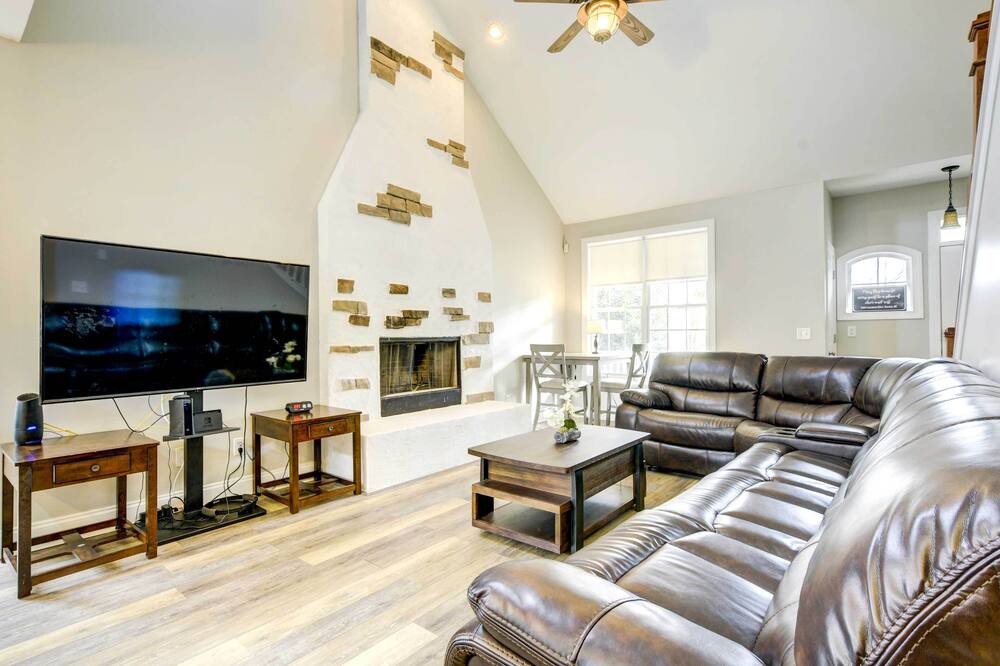 Photo of Livingroom in Raleigh