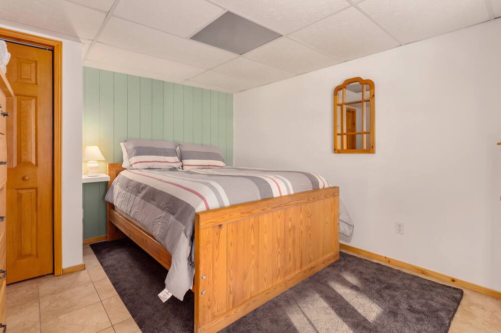 Photo of Bedroom in Perry