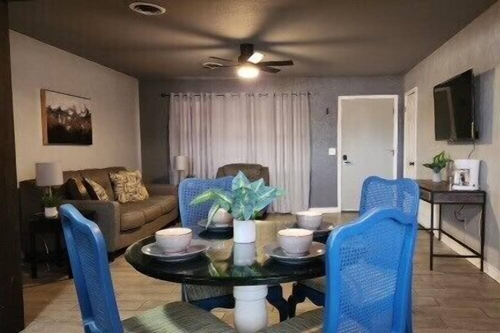 Photo of Bedroom in Del City