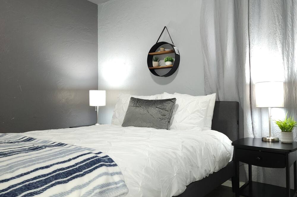 Photo of Bedroom in Del City