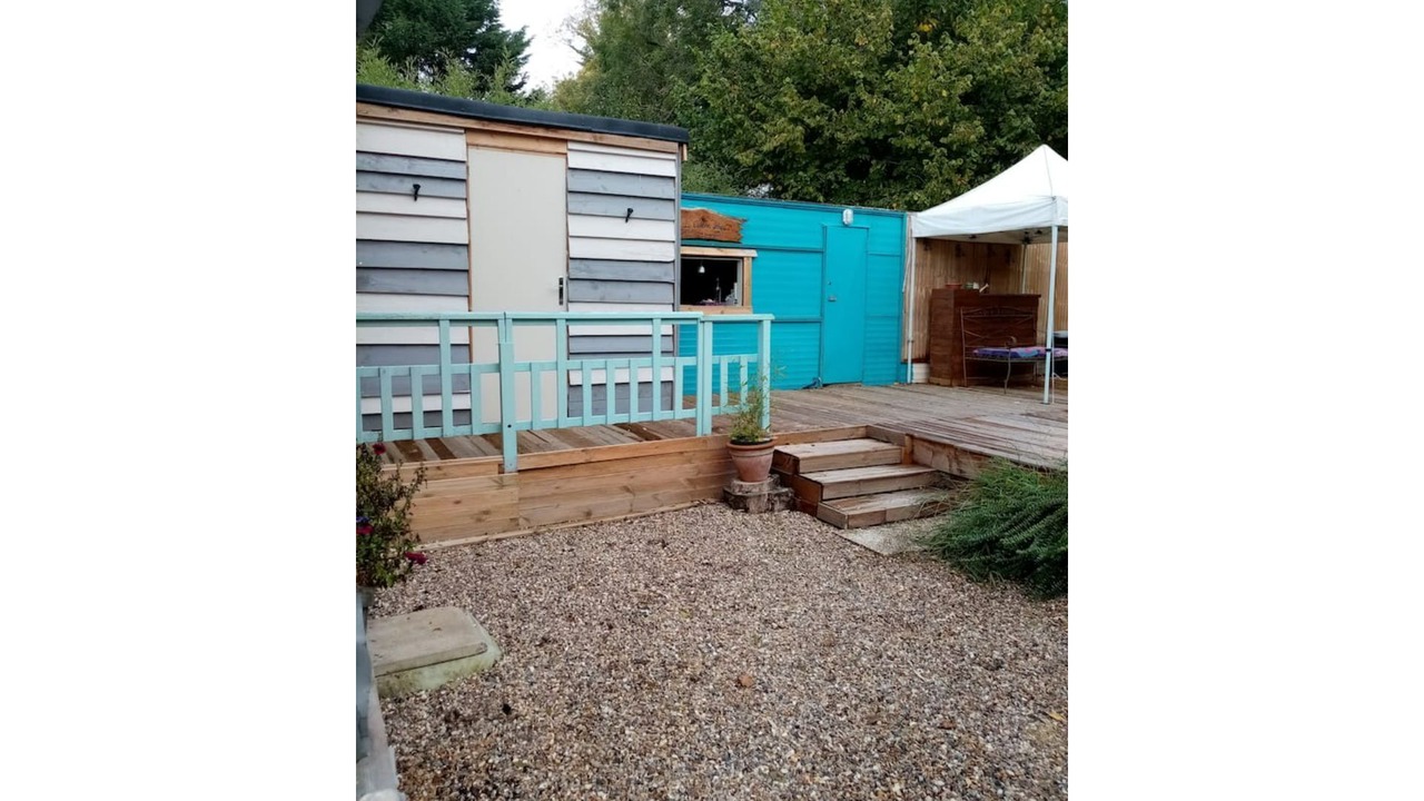 Photo of Outdoor in Attin