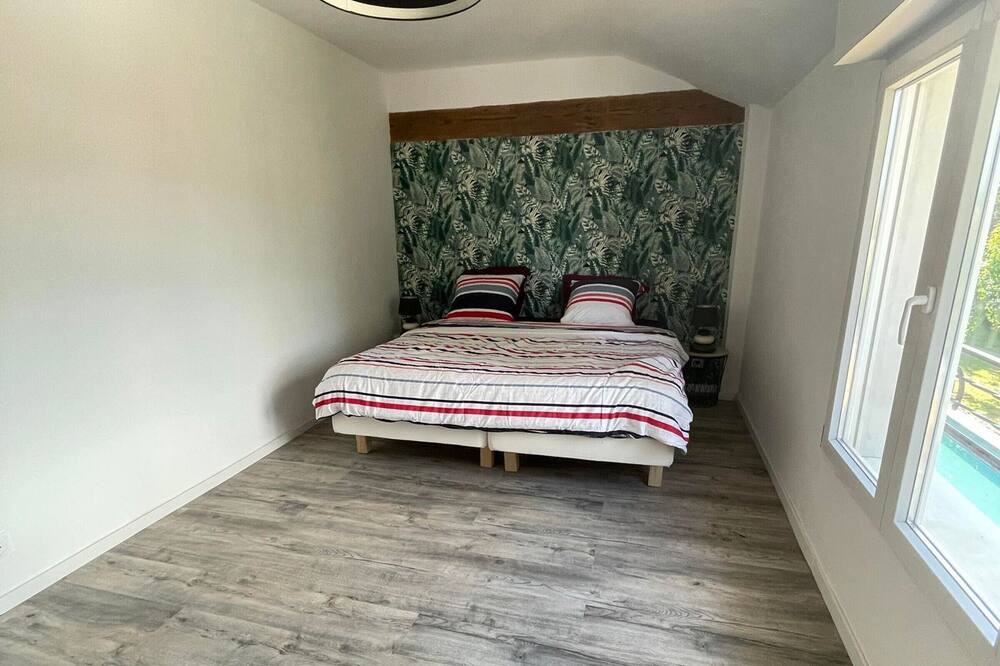 Photo of Bedroom in Nalliers