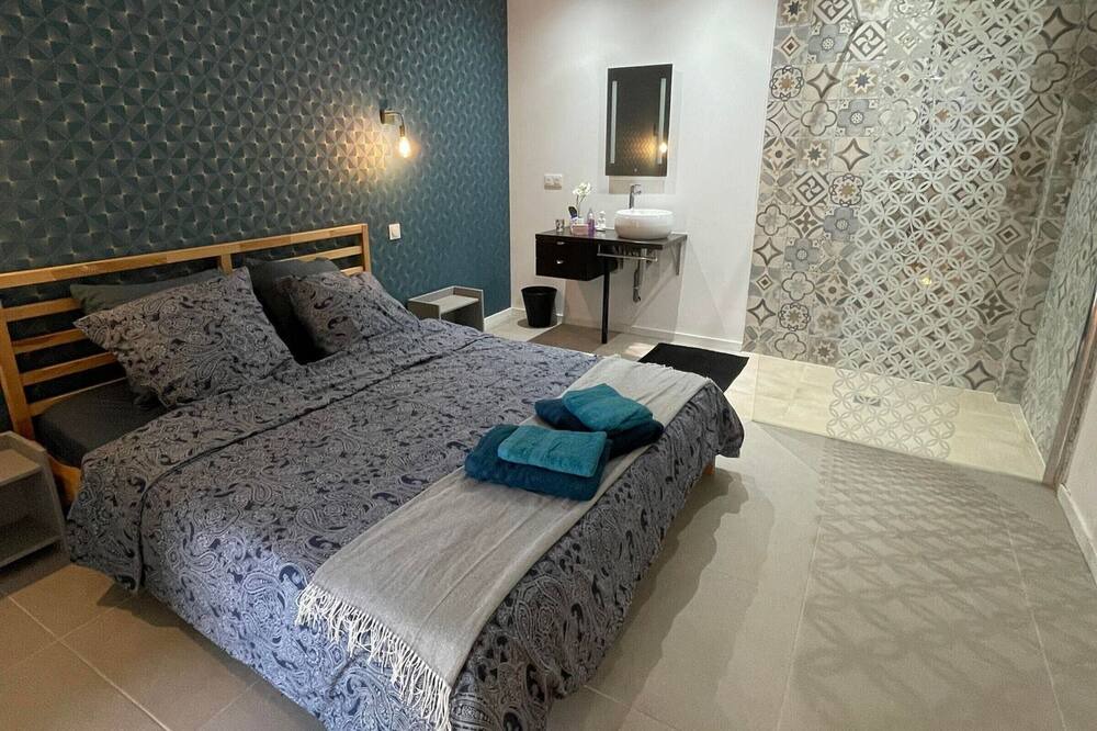 Photo of Bedroom in Nalliers