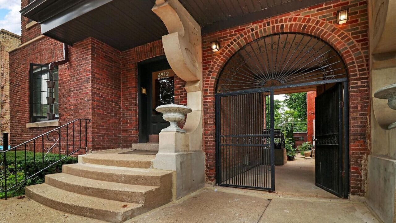 Photo of Outdoor in Rogers Park