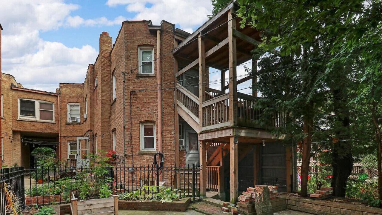 Photo of Outdoor in Rogers Park