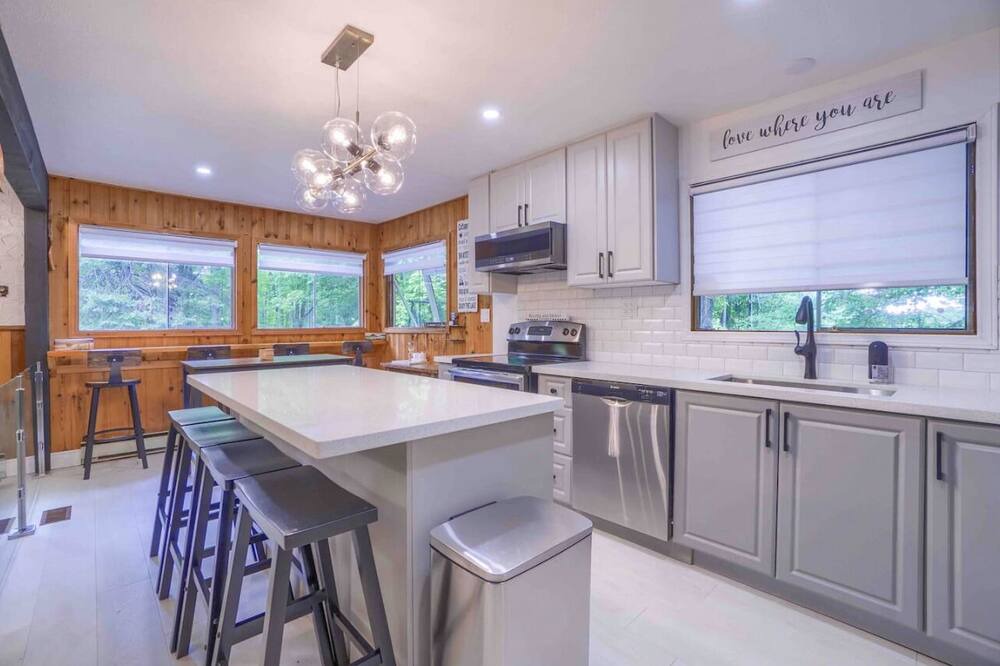 Photo of Kitchen in Coboconk