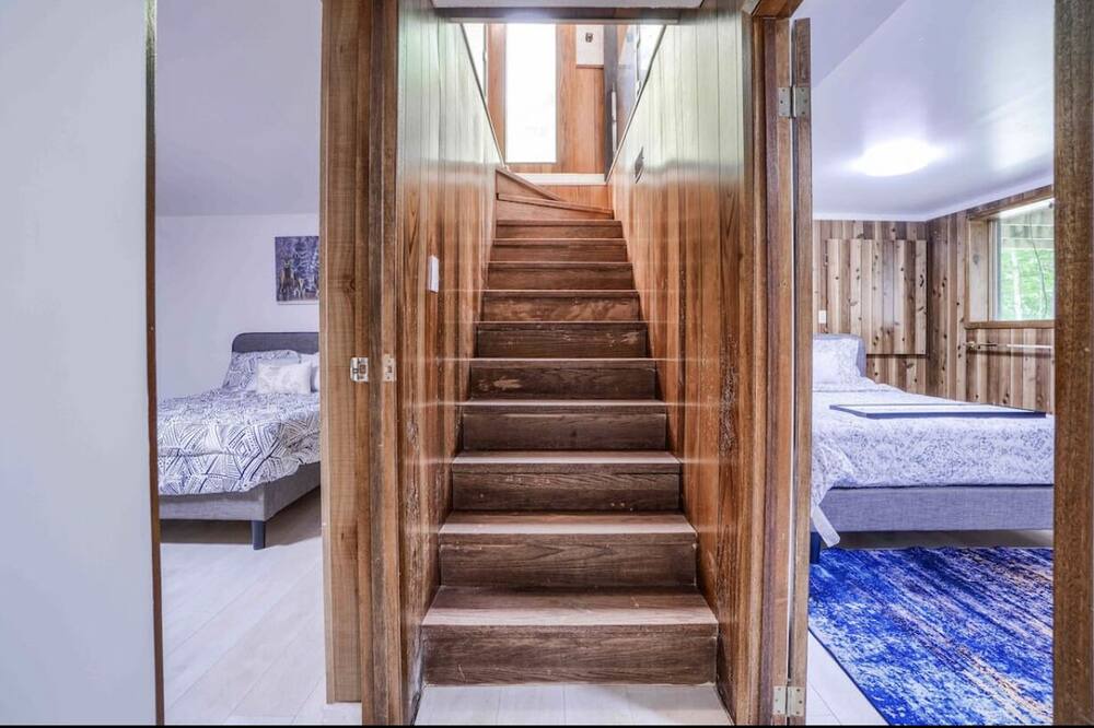 Photo of Bedroom in Coboconk