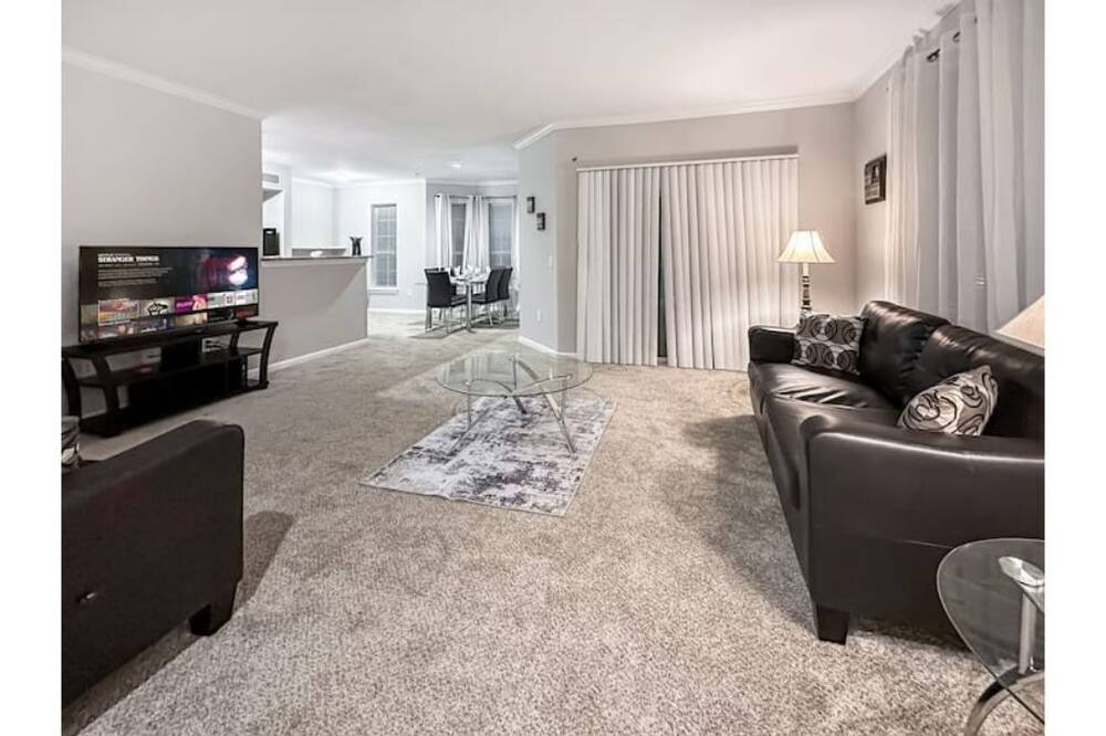 Photo of Livingroom in College Park