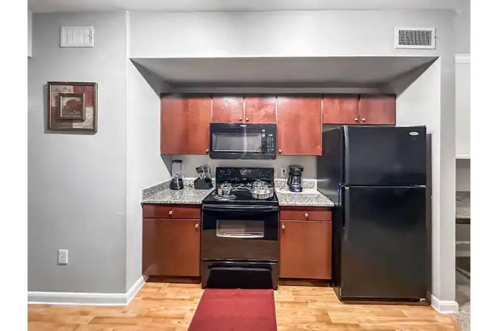Photo of Kitchen in College Park
