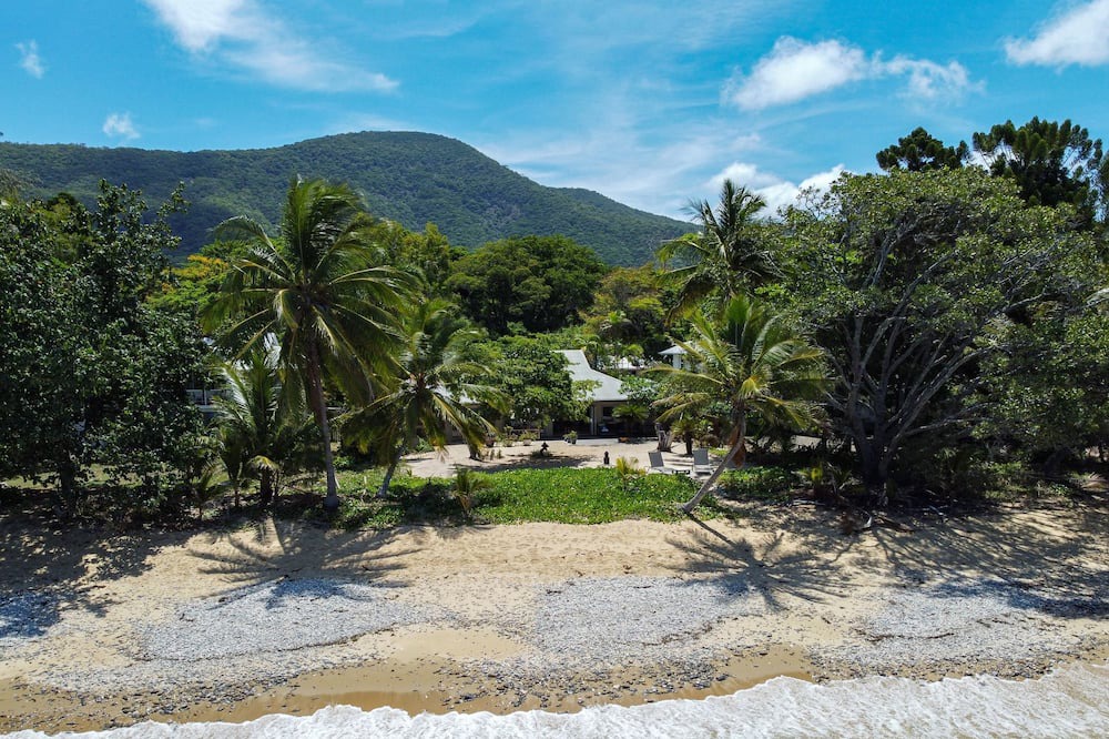 Photo of Outdoor in Oak Beach