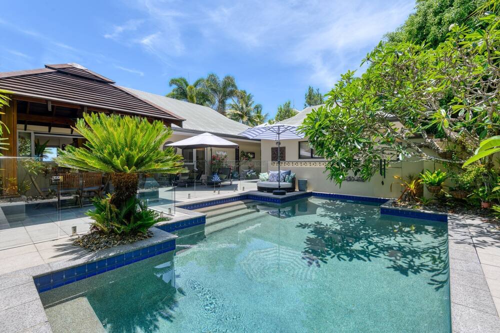 Photo of Outdoor in Oak Beach