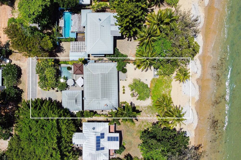 Photo of Outdoor in Oak Beach