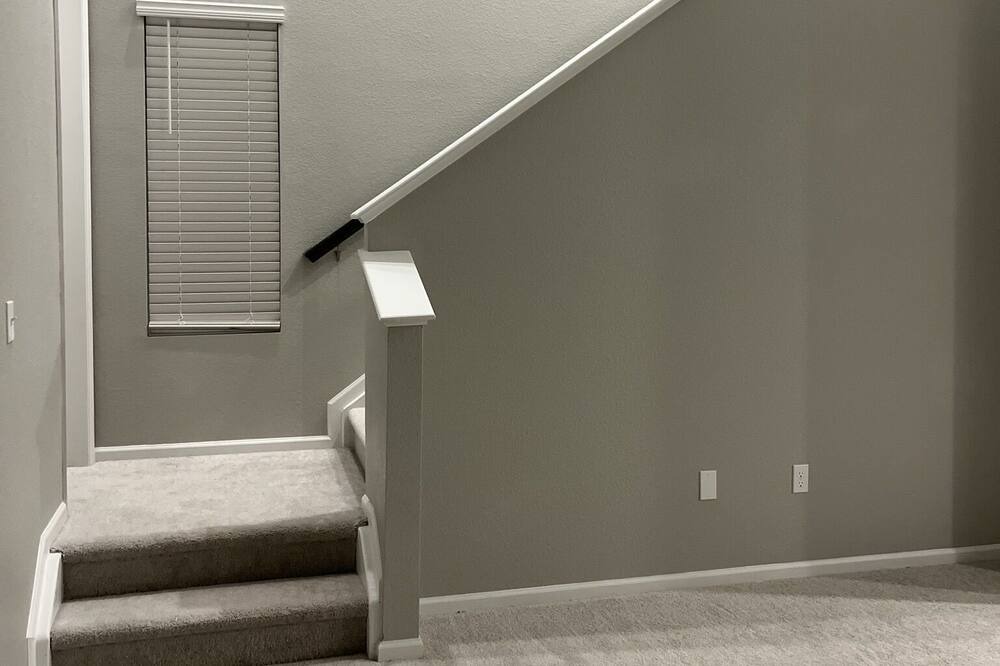 Photo of Others in Aurora