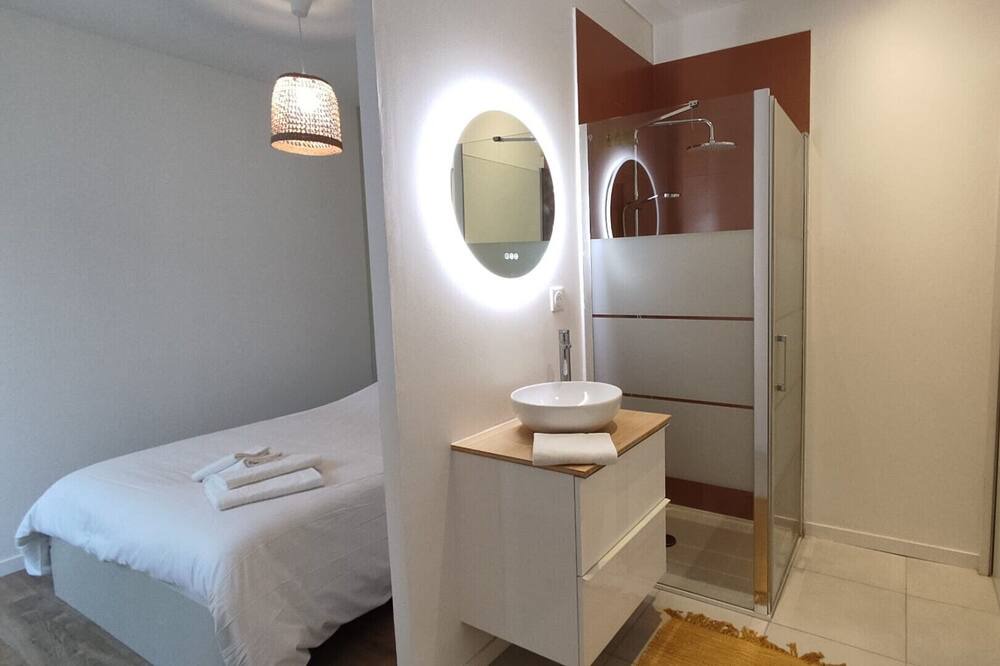 Photo of Bathroom in Fort-Mahon-Plage