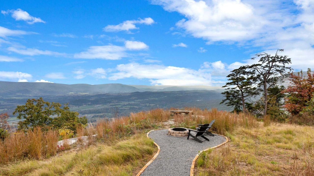 Photo of Outdoor in Lupton City