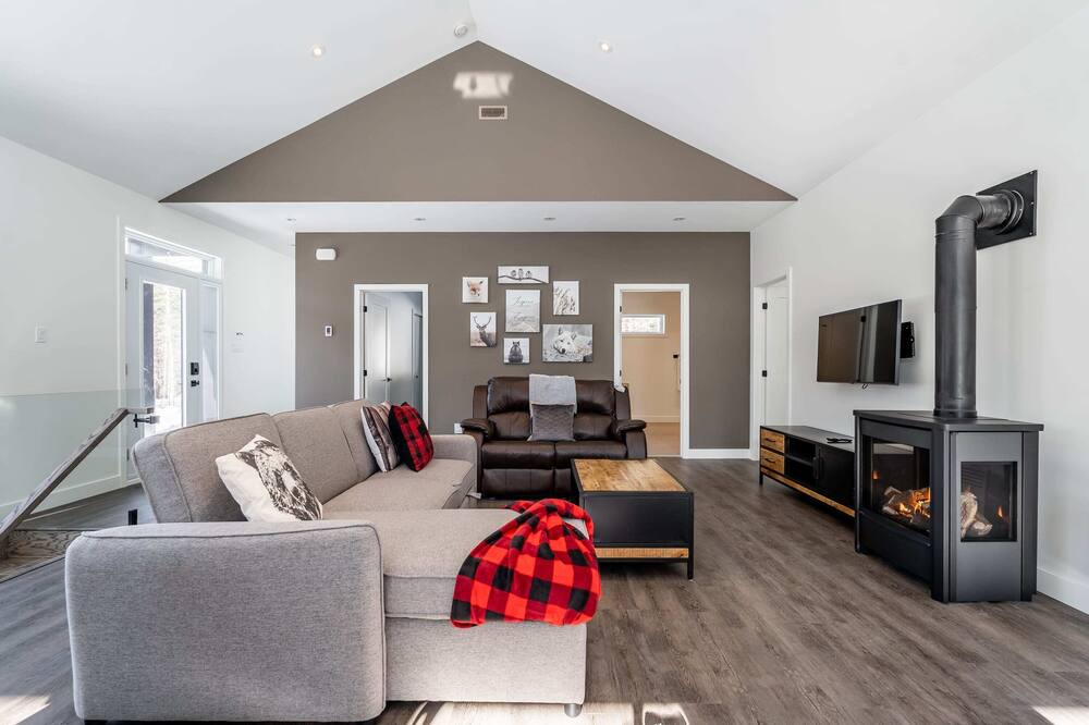 Photo of Livingroom in Pine Hill