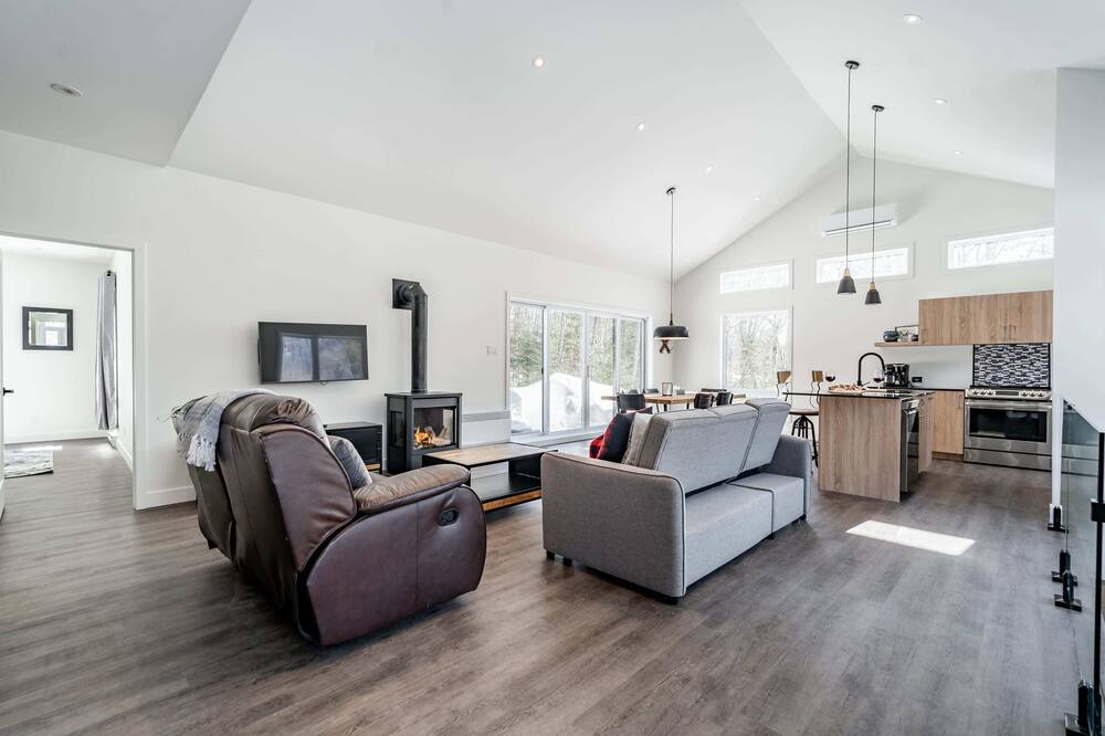 Photo of Livingroom in Pine Hill