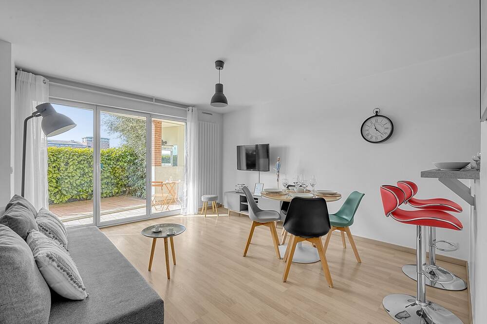 Photo of Livingroom in Amidonniers - Caffarelli