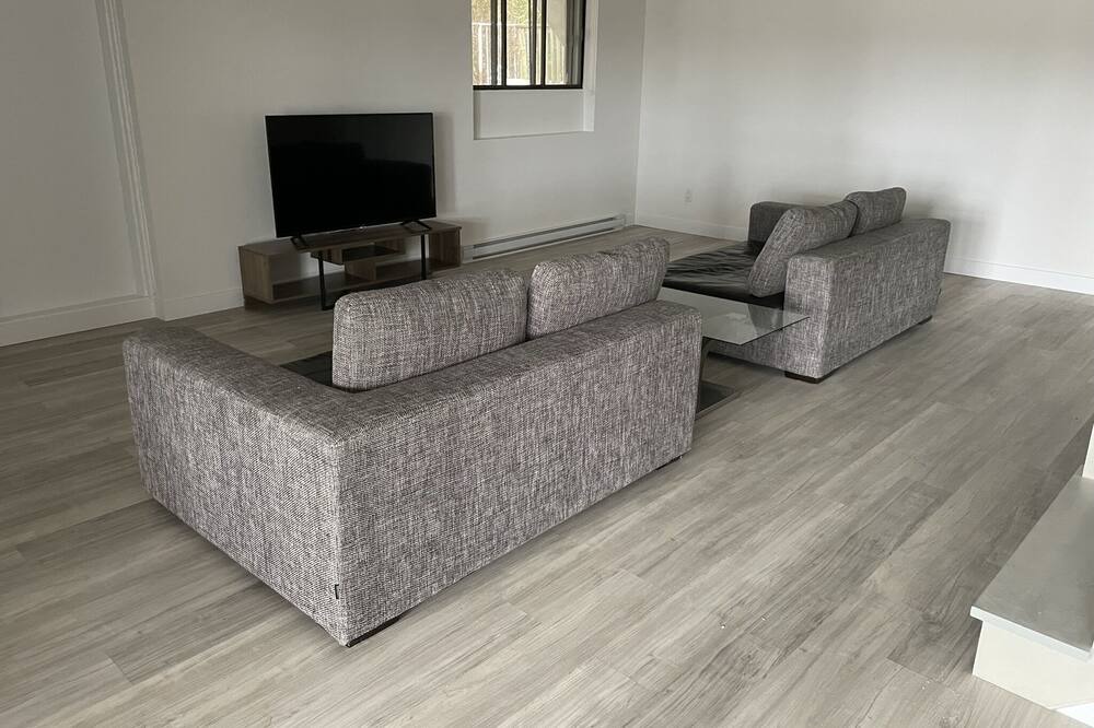 Photo of Livingroom in Montreal