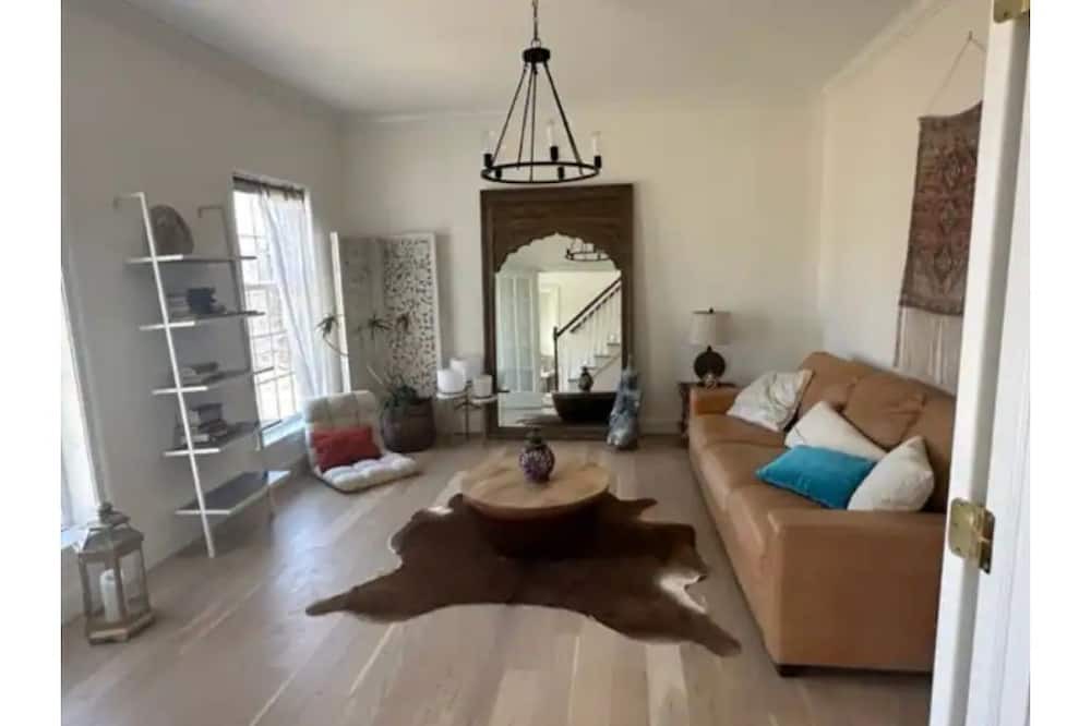 Photo of Livingroom in Oxford