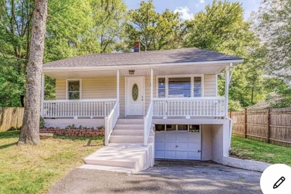 Photo of Outdoor in Valley Cottage