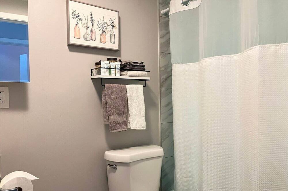 Photo of Bathroom in Hough