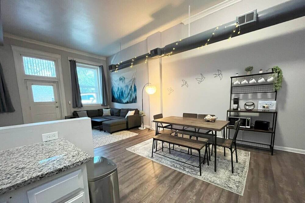 Photo of Livingroom in Hough