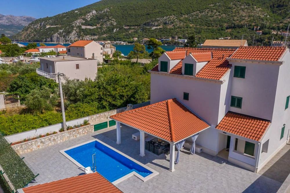 Photo of Outdoor in Mokosica