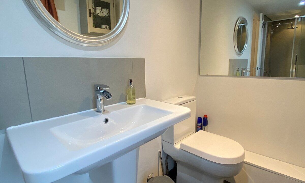 Photo of Others in Sherington