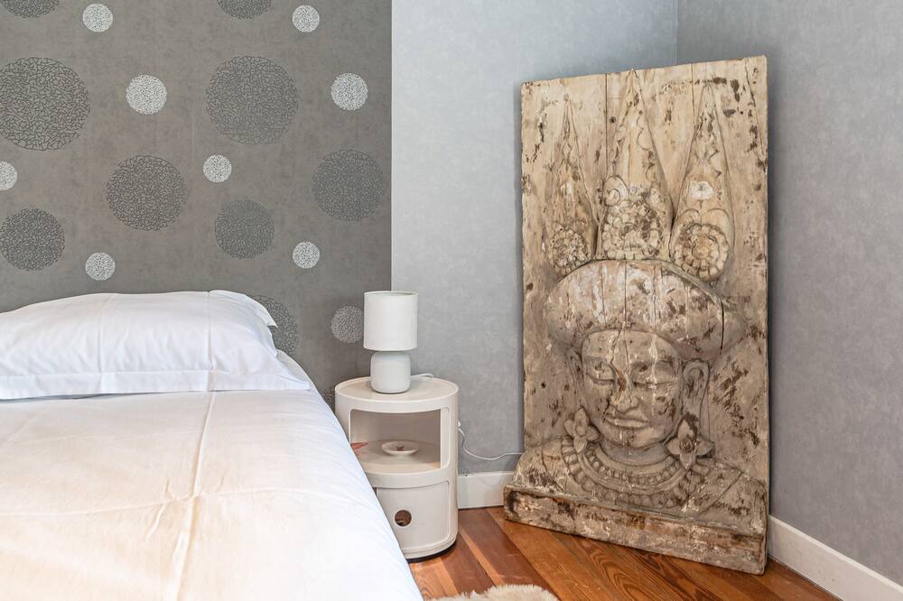 Photo of Others in Sablon