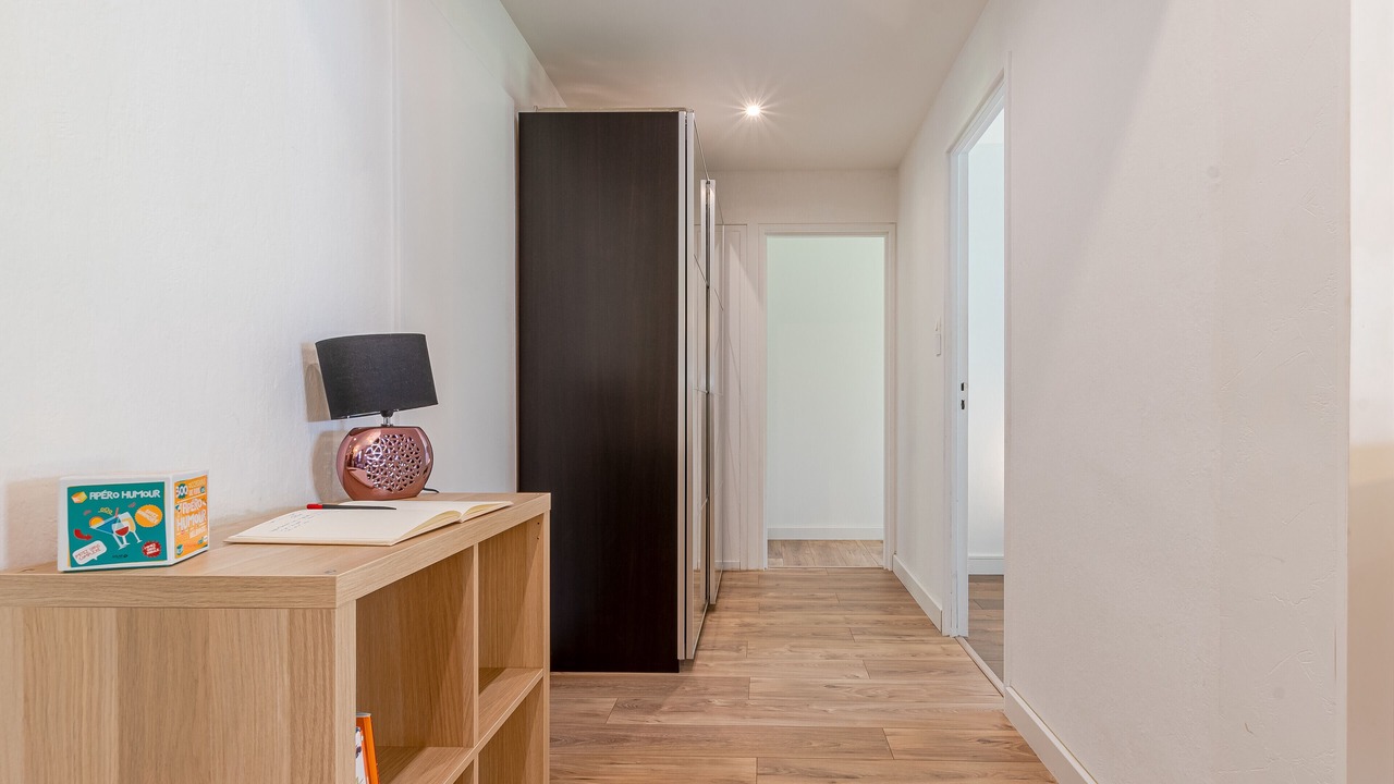 Photo of Others in Sablon