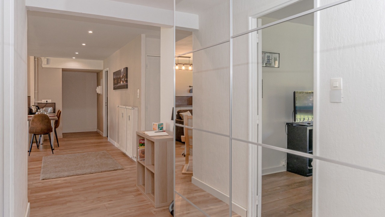 Photo of Others in Sablon