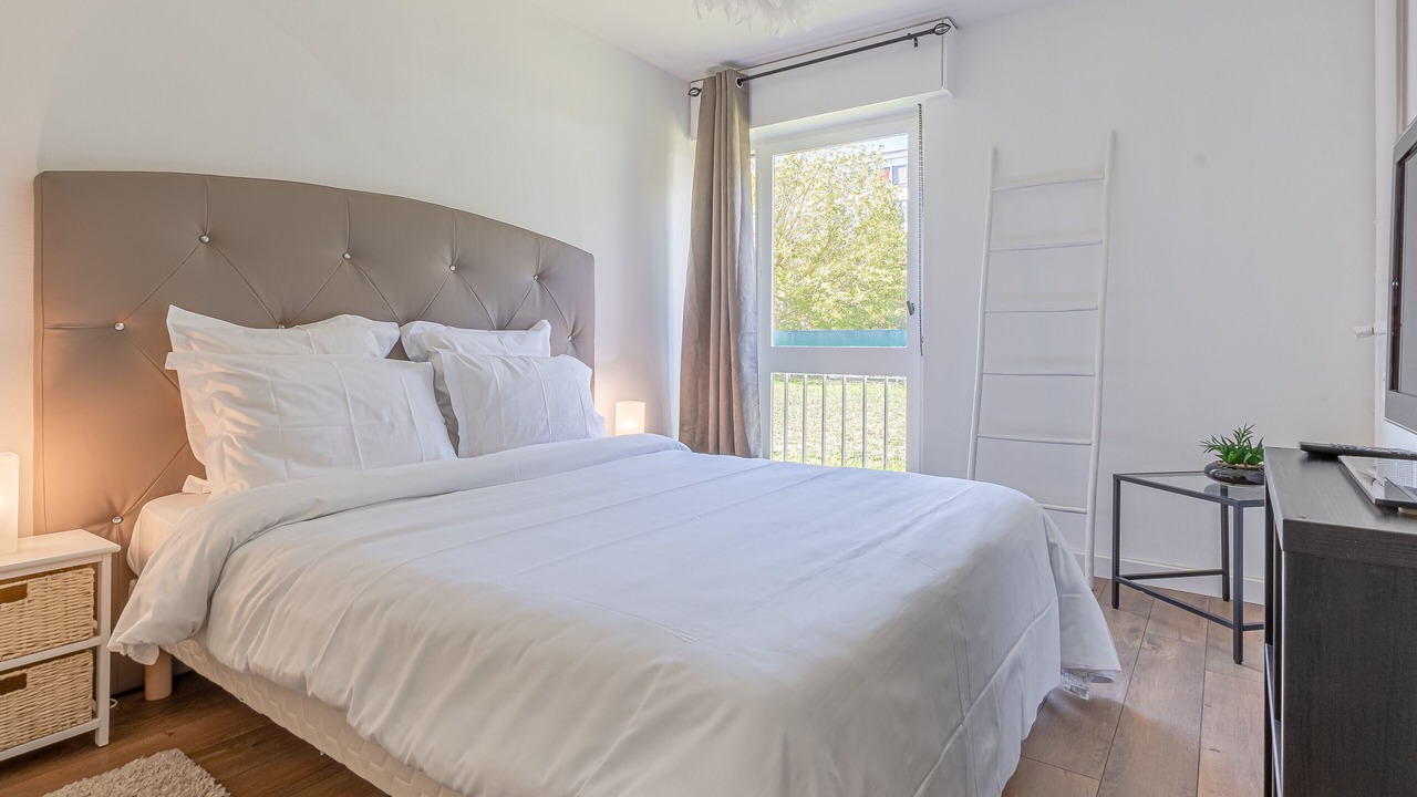 Photo of Others in Sablon