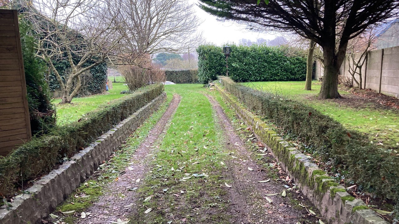 Photo of Outdoor in Angiens