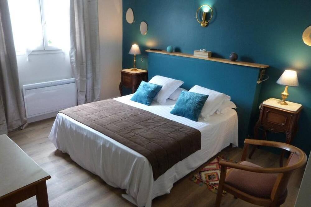 Photo of Bedroom in La Chapelle-Aubareil