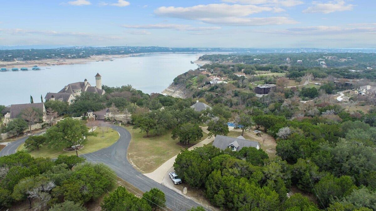 Photo of Outdoor in Lakeshore Ranch