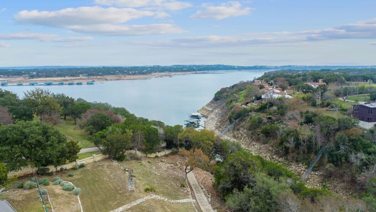 Photo of Others in Lakeshore Ranch