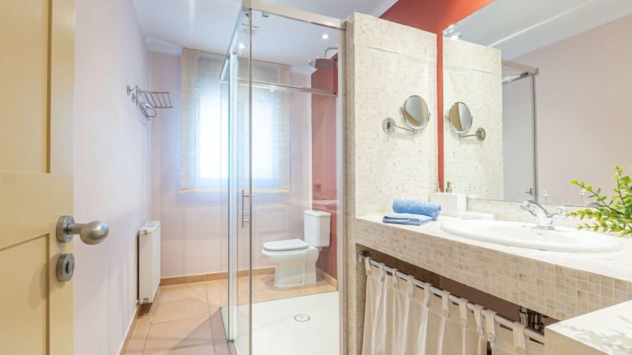 Photo of Bathroom in Perelada