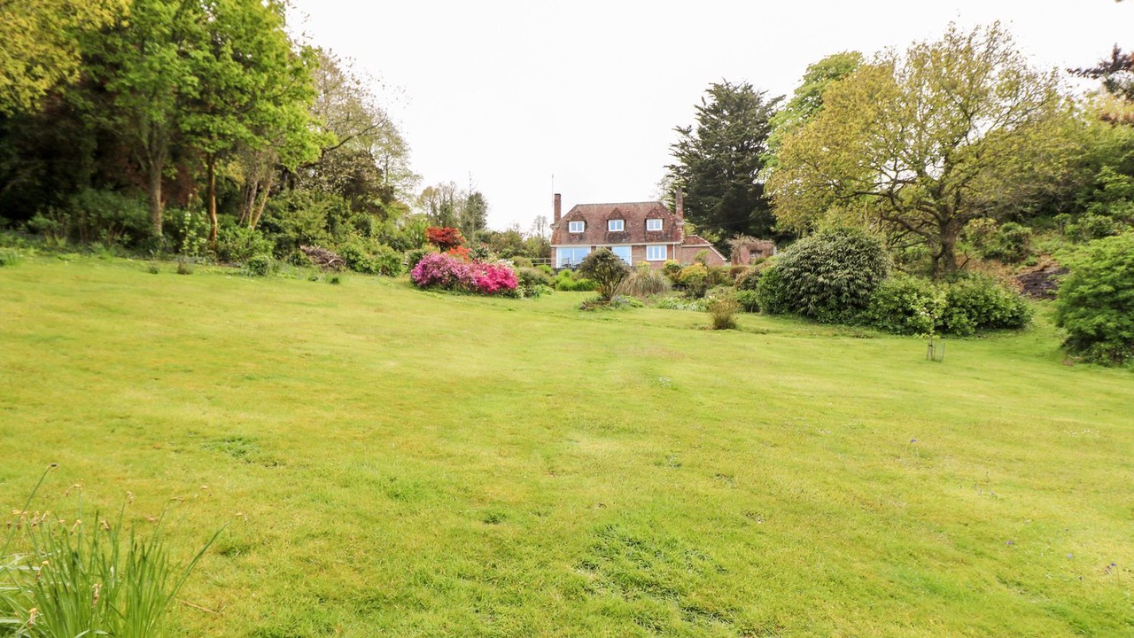 Photo of Others in Gillan